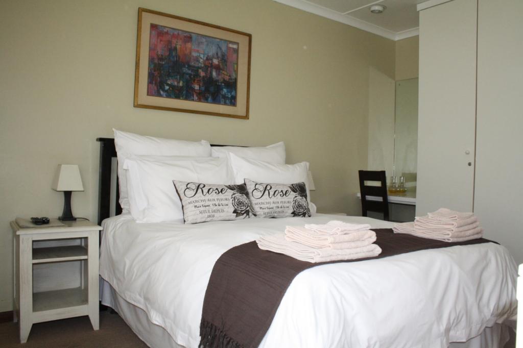Ohannas Bnb & Self Catering Plettenberg Bay Exterior photo